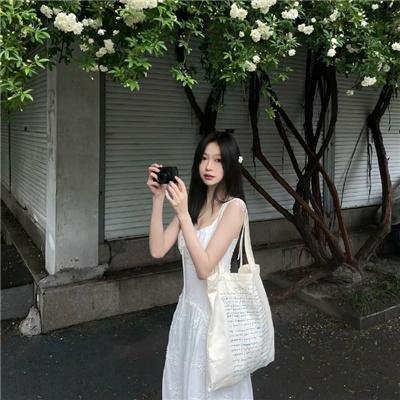 可爱的半月